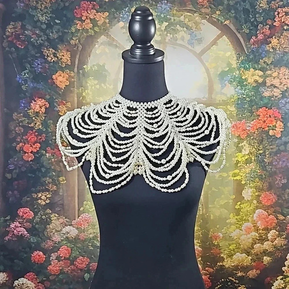 Bridal Pearl shoulder wrap - Picture 2 of 7